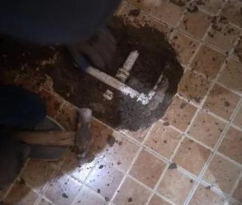 房县卫生间漏水维修公司为您分享下卫生间渗水如何处理及注意事项